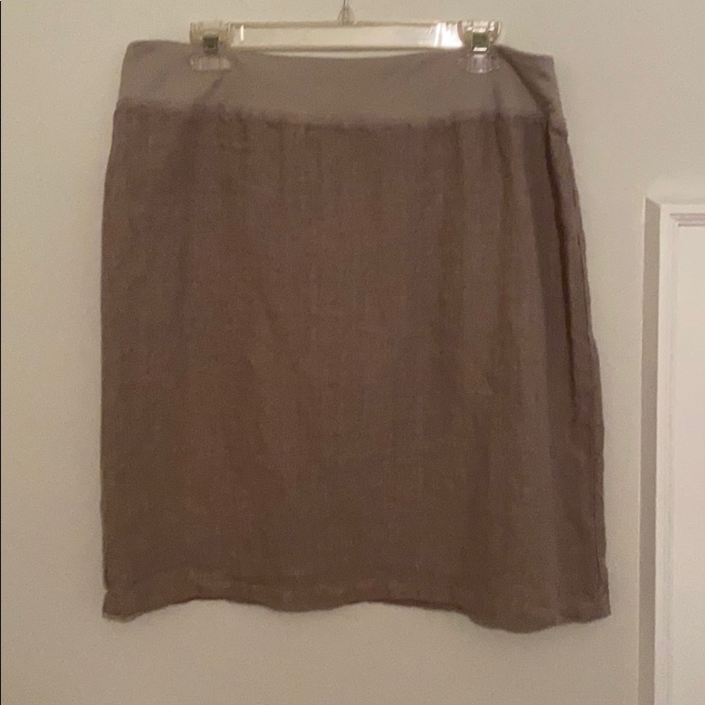 Cut loose linen skirt. NEVER WORN